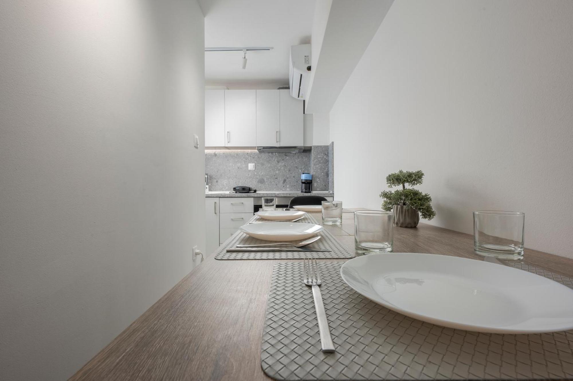 Premium Jacuzzi Suite At The City Center, By Aqua Platinum Salonicco Esterno foto